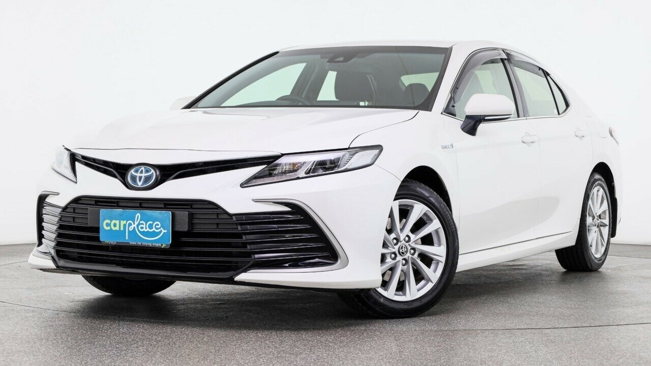 Toyota Camry image 1