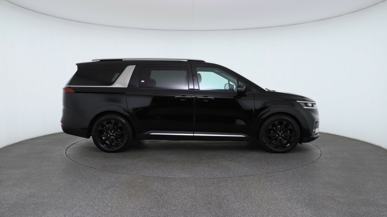 Kia Carnival image 3