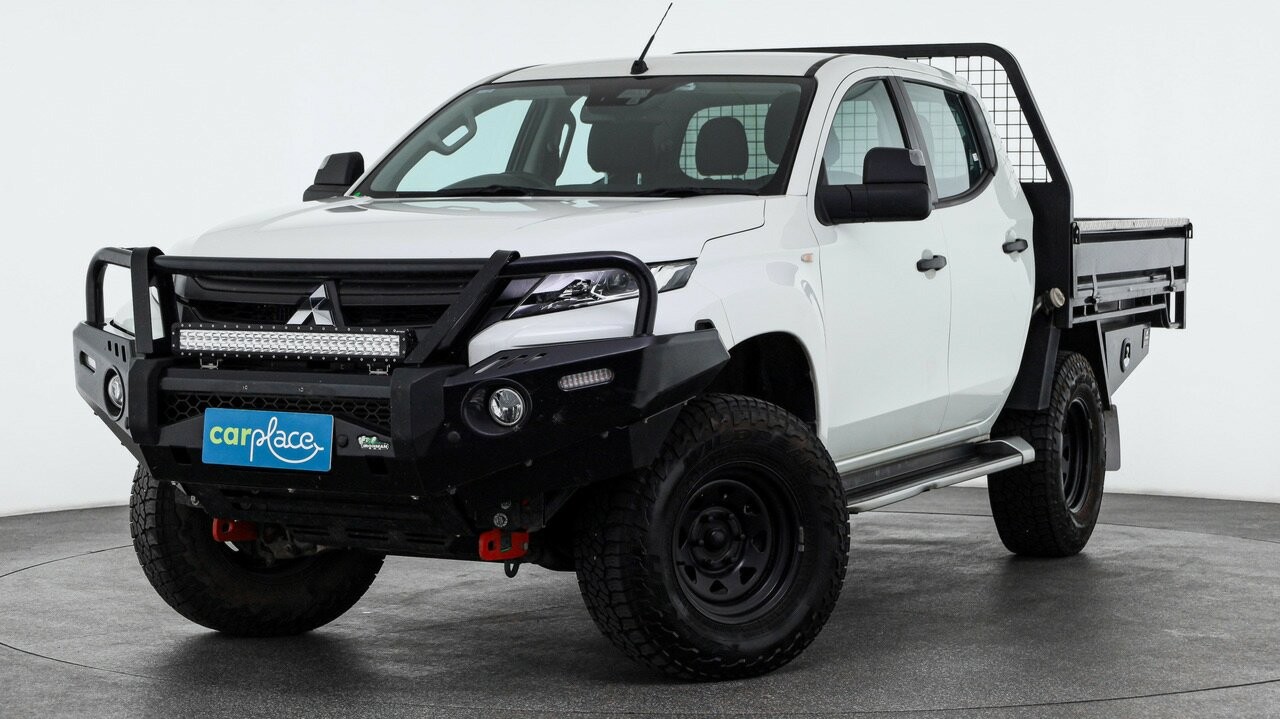 Mitsubishi Triton image 1