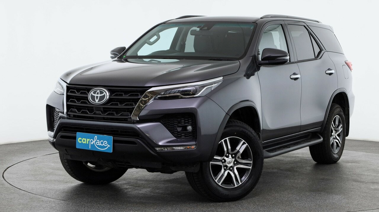 Toyota Fortuner image 1