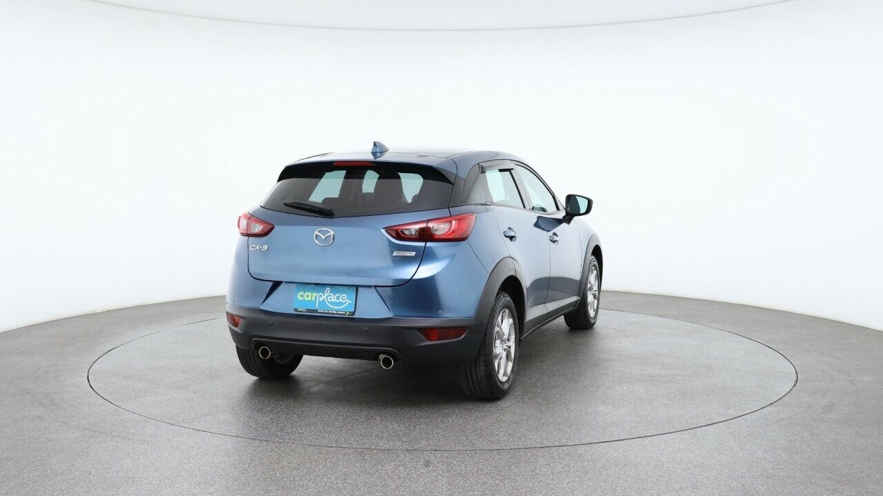 Mazda Cx-3 image 3