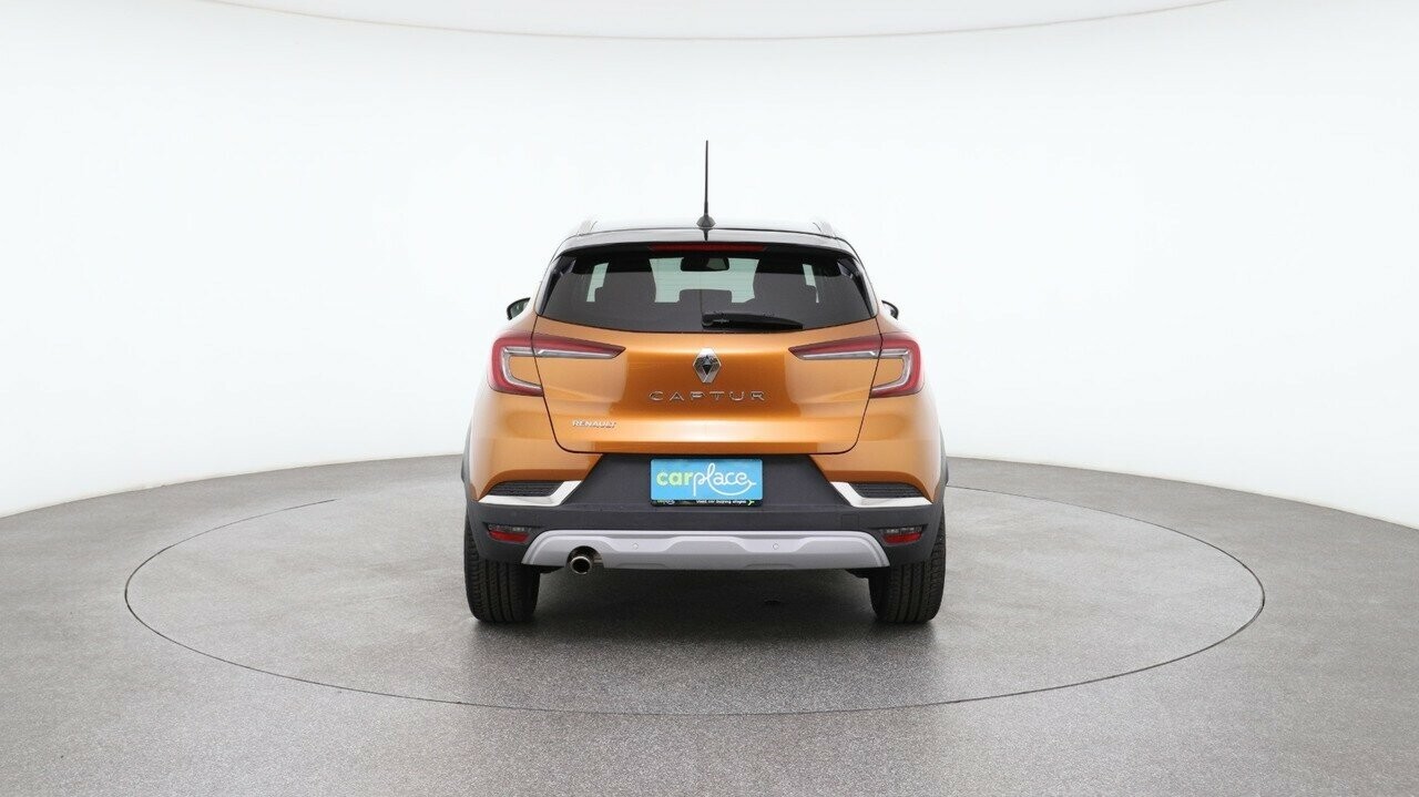 Renault Captur image 2