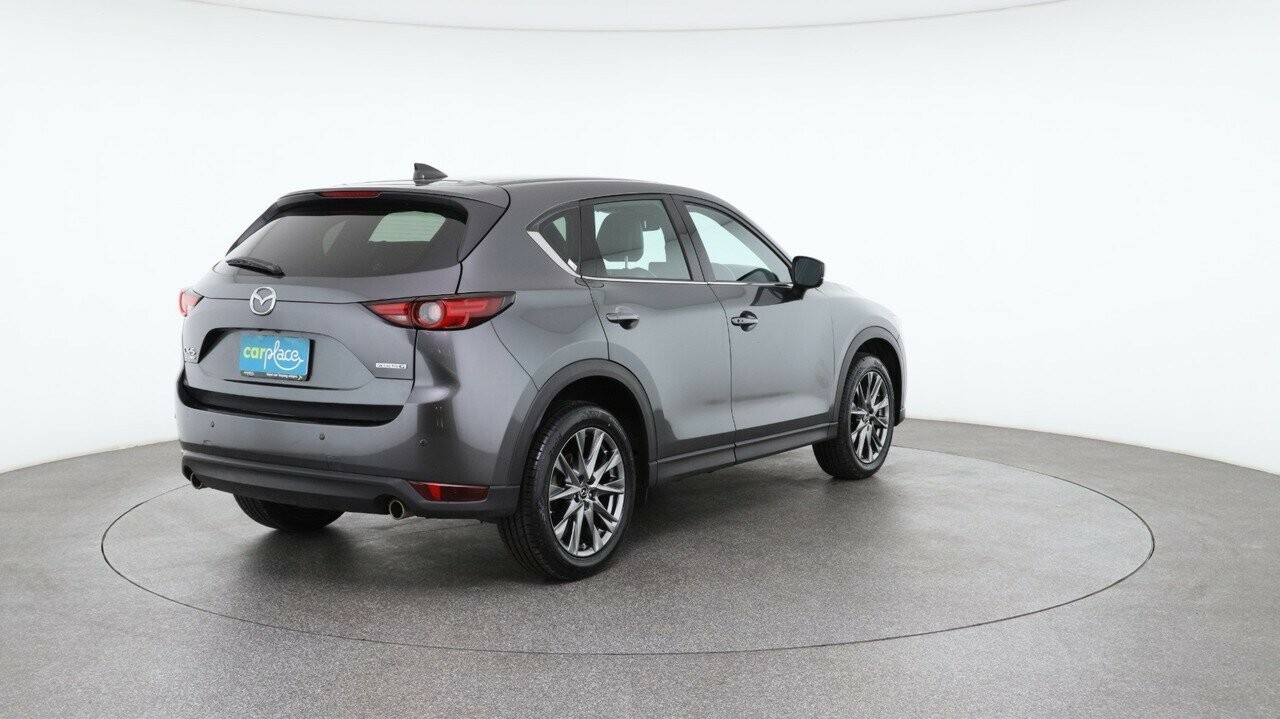 Mazda Cx-5 image 4