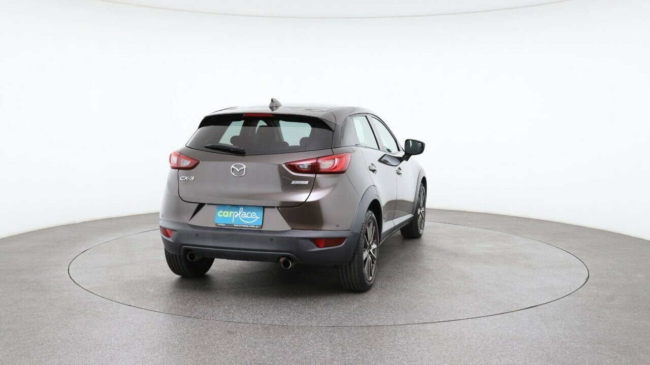 Mazda Cx-3 image 3