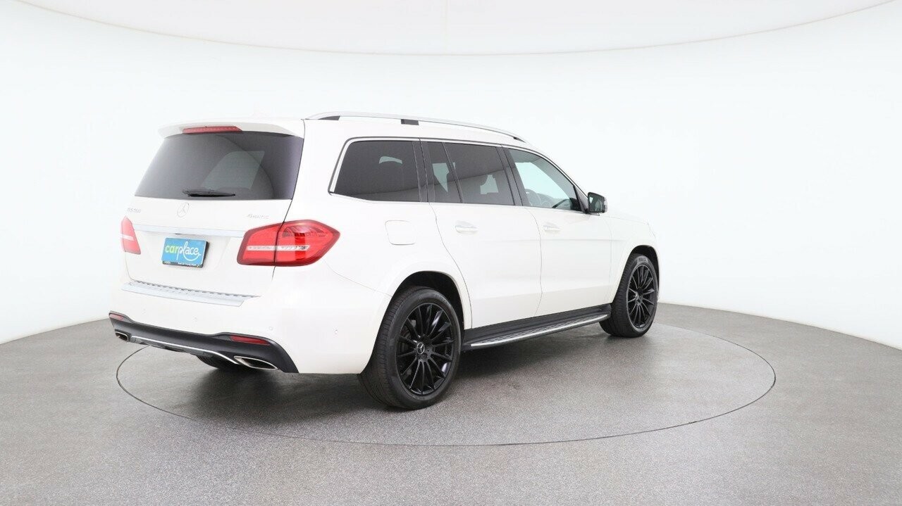 Mercedes Benz Gls-class image 4