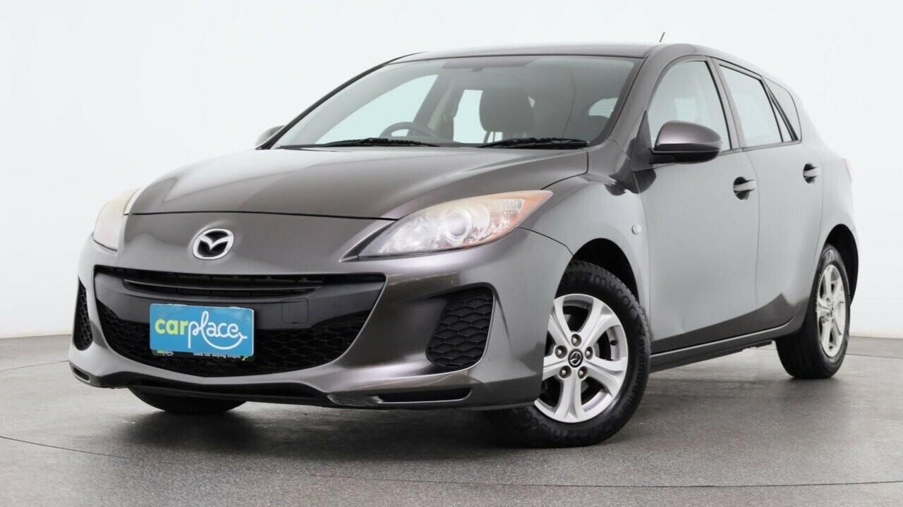 Mazda 3 image 1