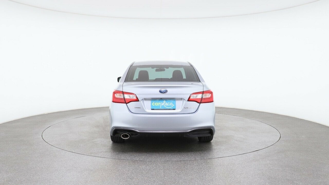 Subaru Liberty image 2