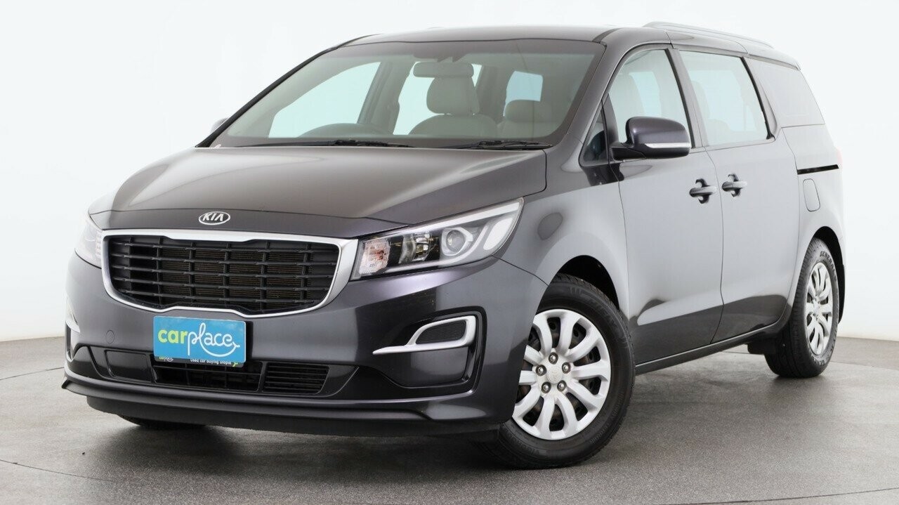 Kia Carnival image 1