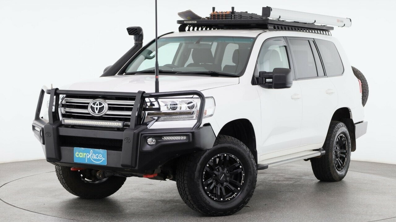 Toyota Landcruiser image 1