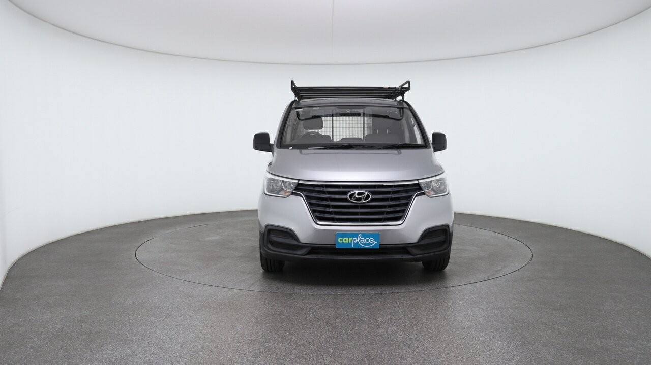 Hyundai Iload image 2
