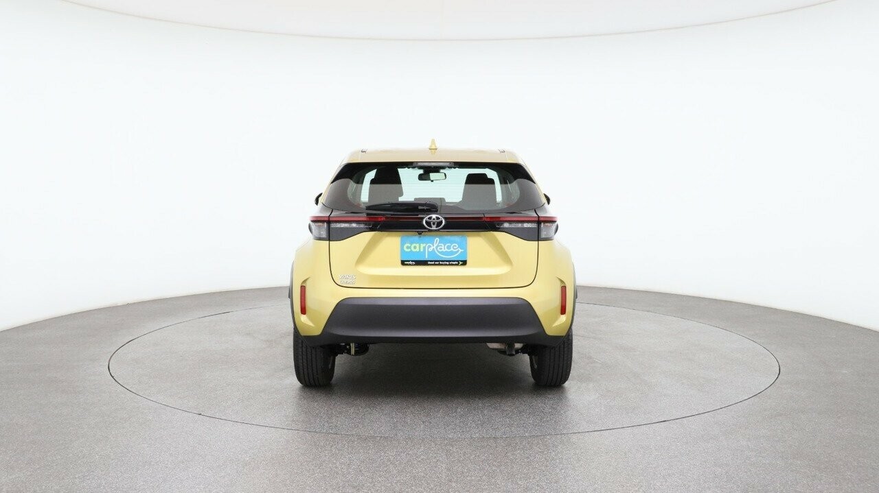 Toyota Yaris Cross image 2