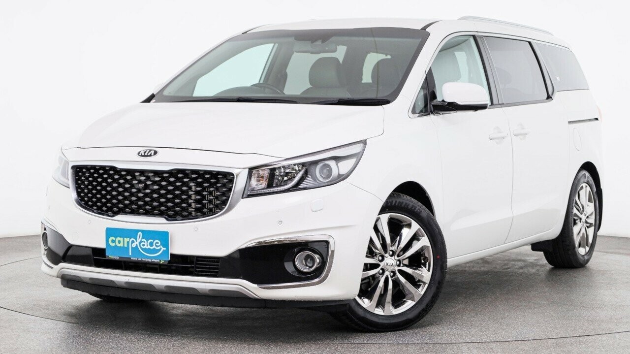 Kia Carnival image 1