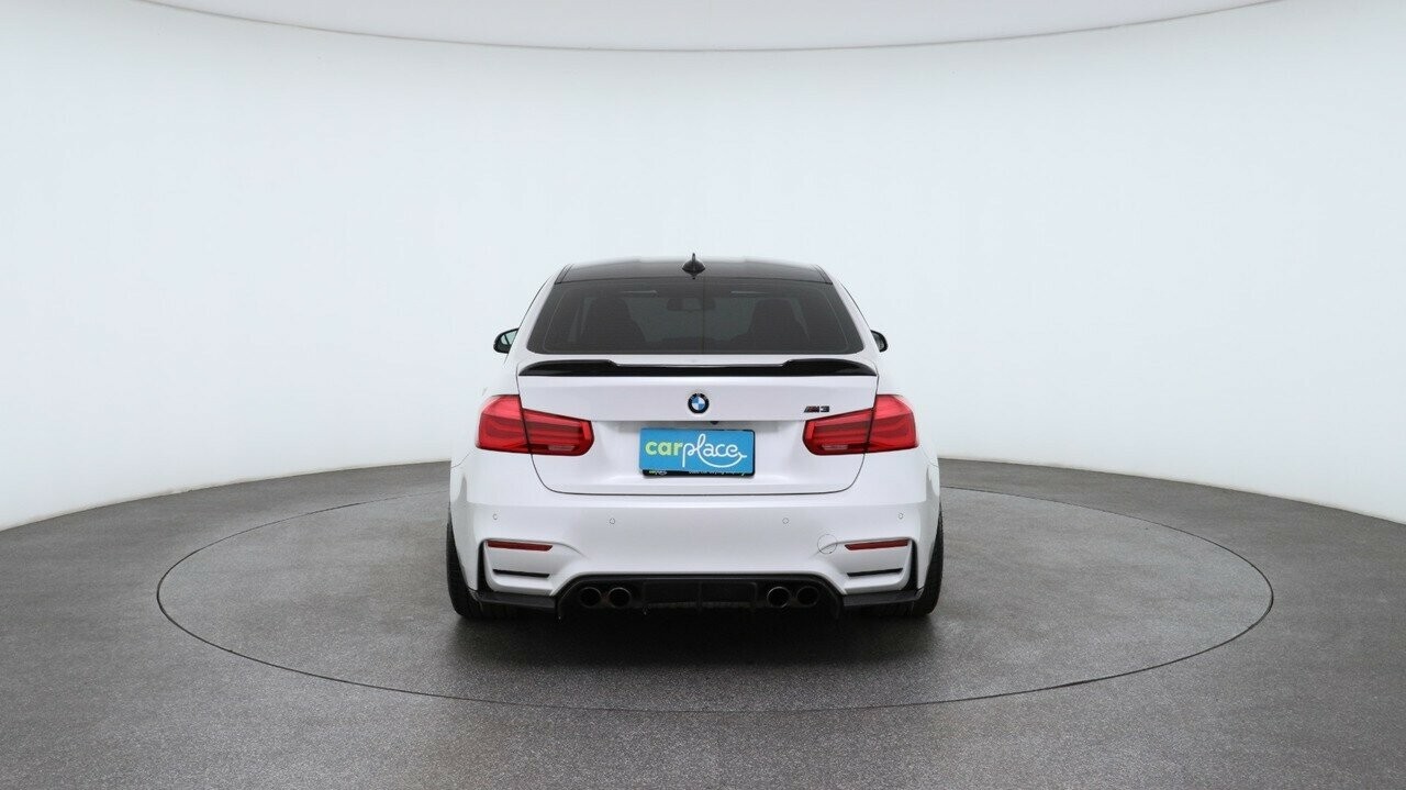 BMW M3 image 2