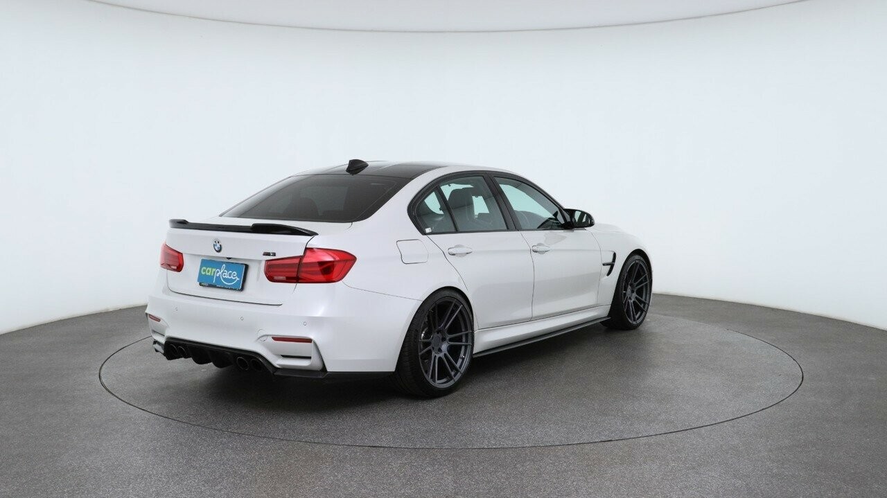 BMW M3 image 4