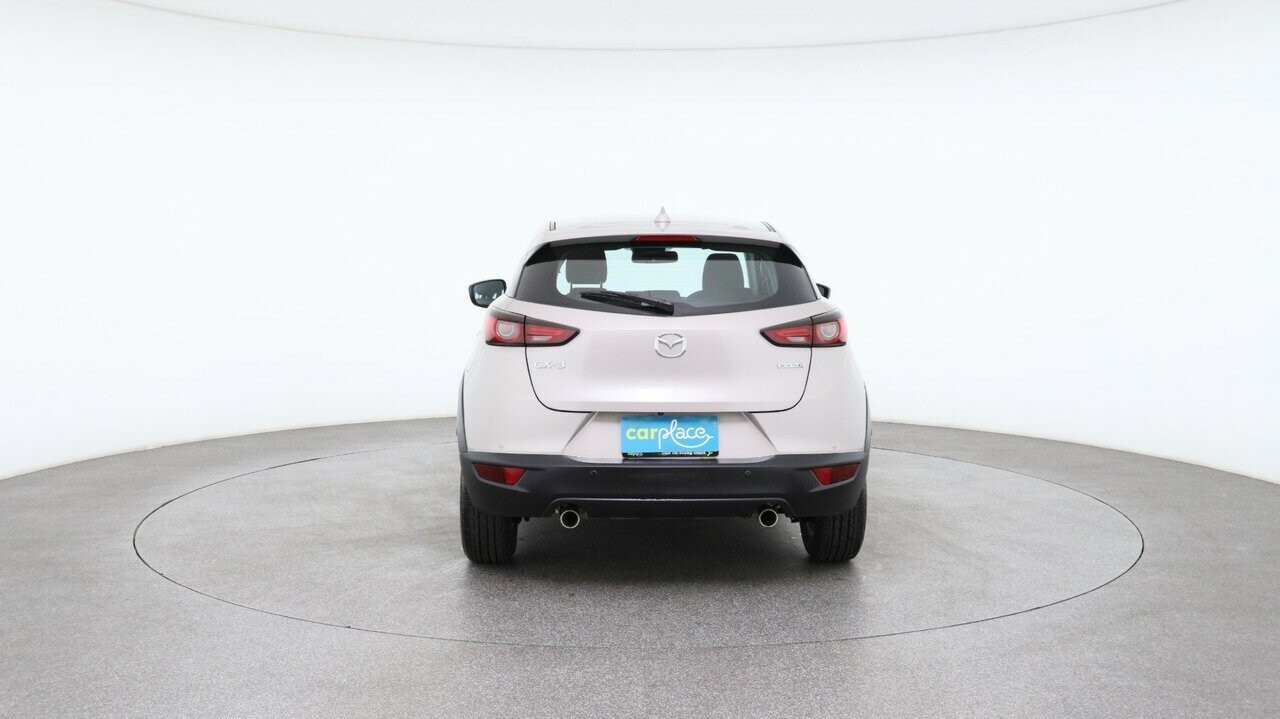 Mazda Cx-3 image 2