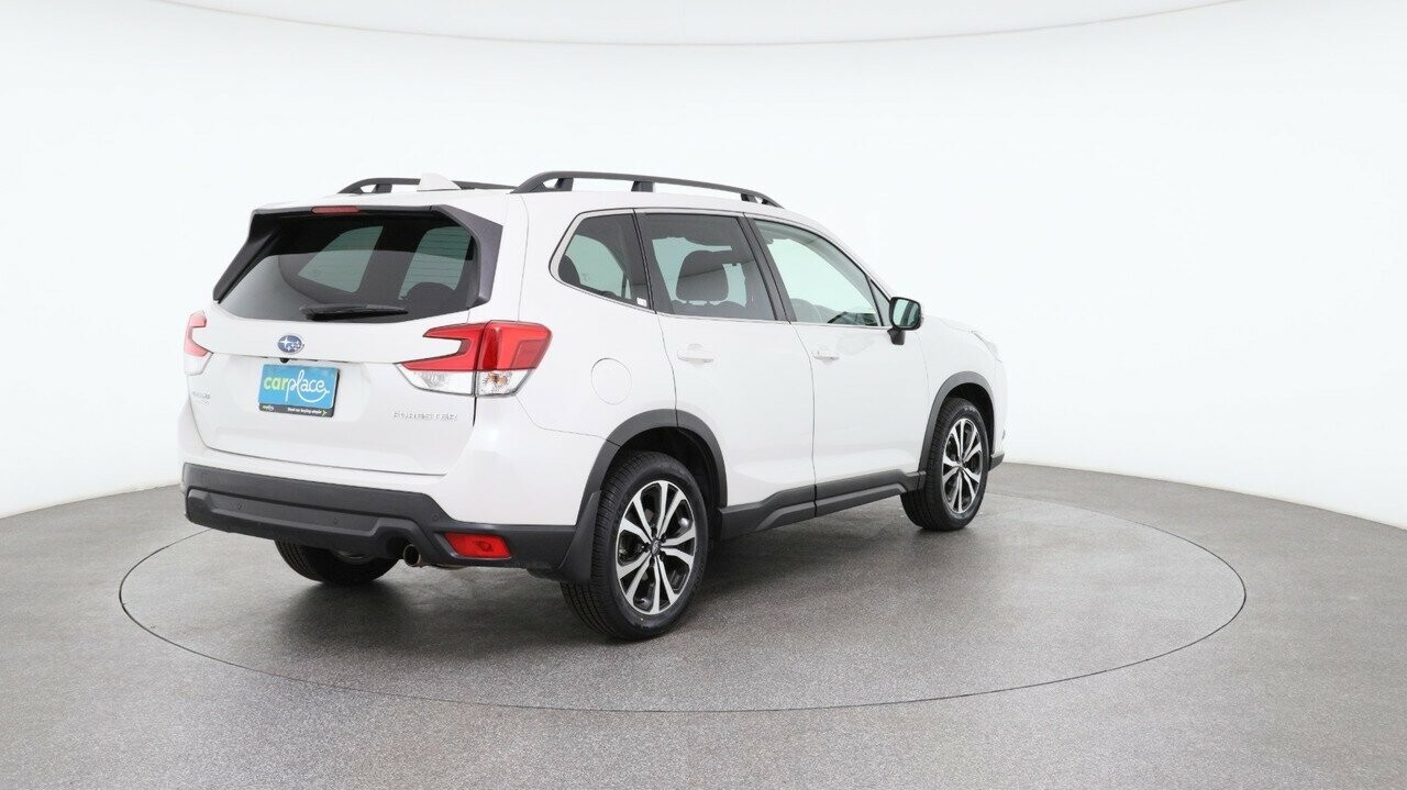 Subaru Forester image 4