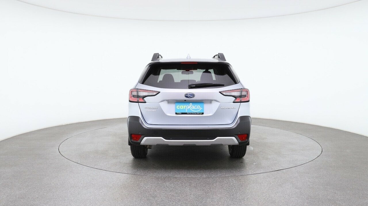 Subaru Outback image 2