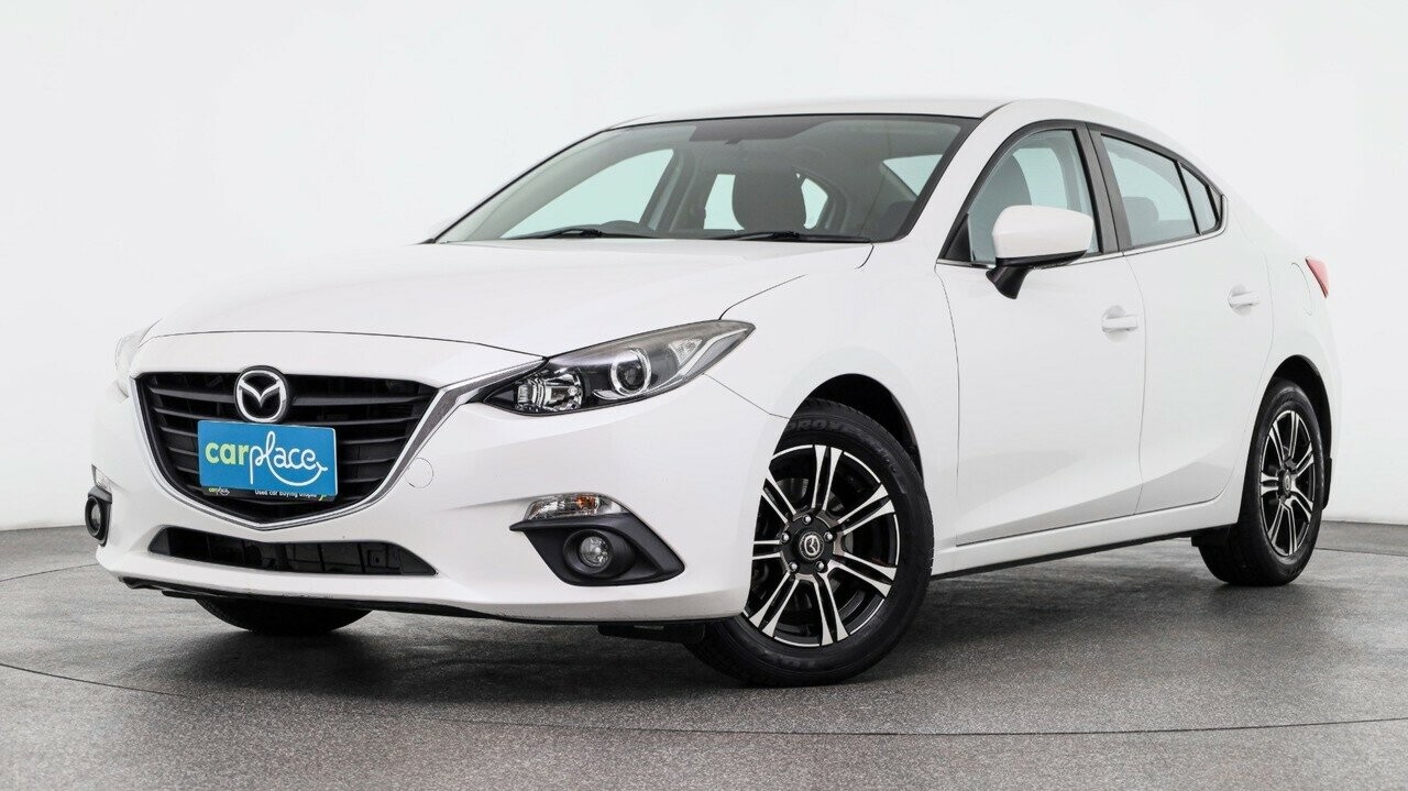 Mazda 3 image 1