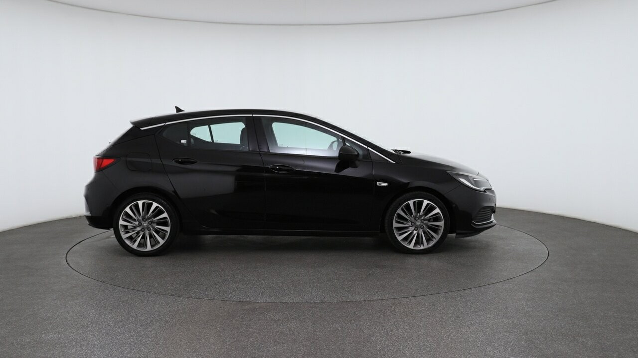 Holden Astra image 3