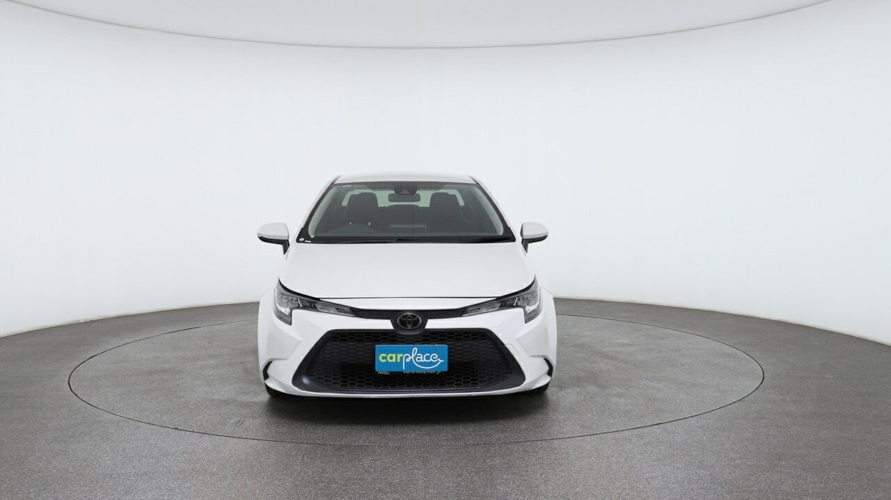 Toyota Corolla image 2