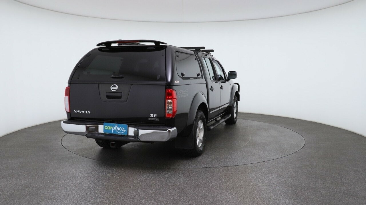 Nissan Navara image 3