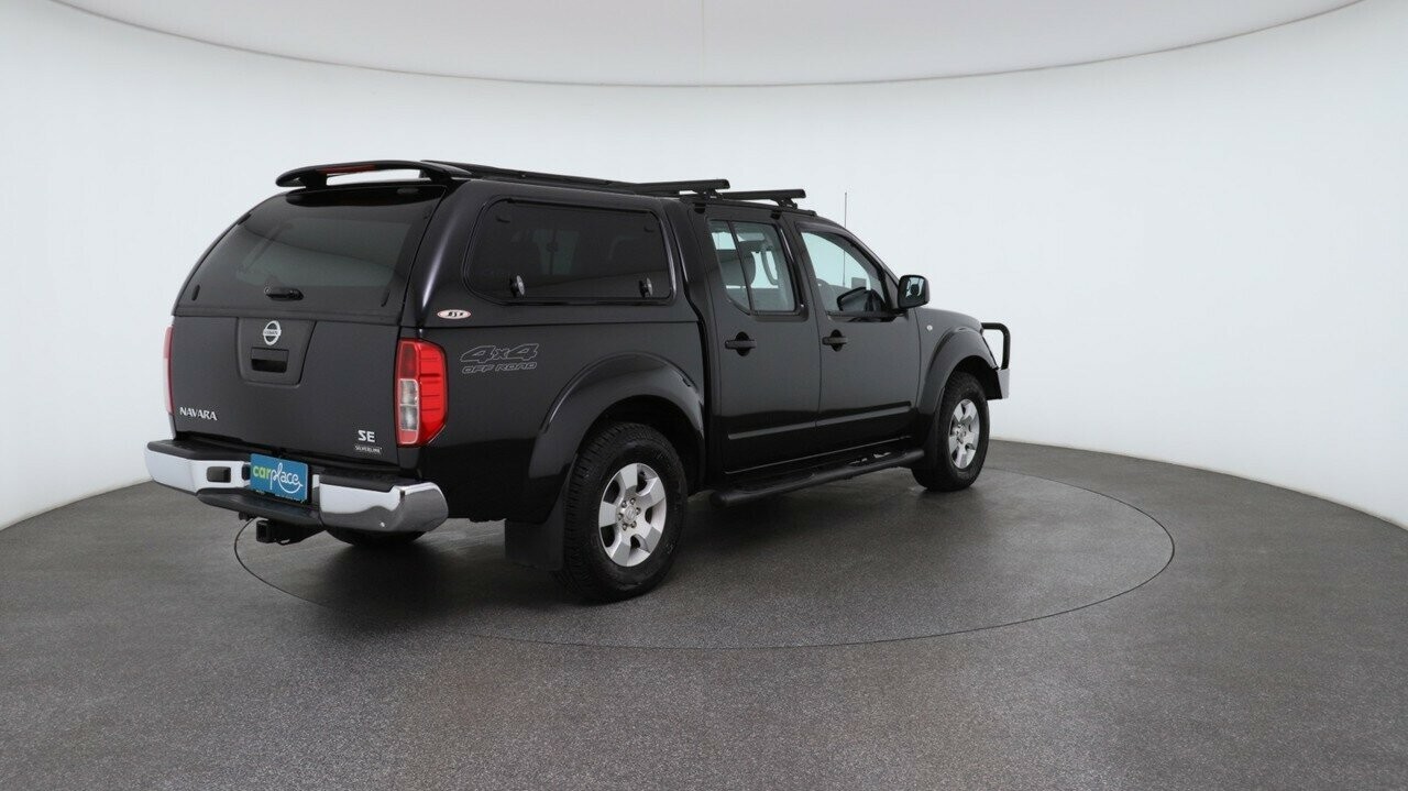 Nissan Navara image 4