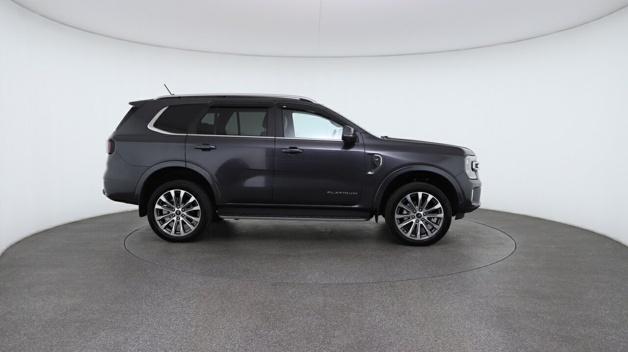 Ford Everest image 3