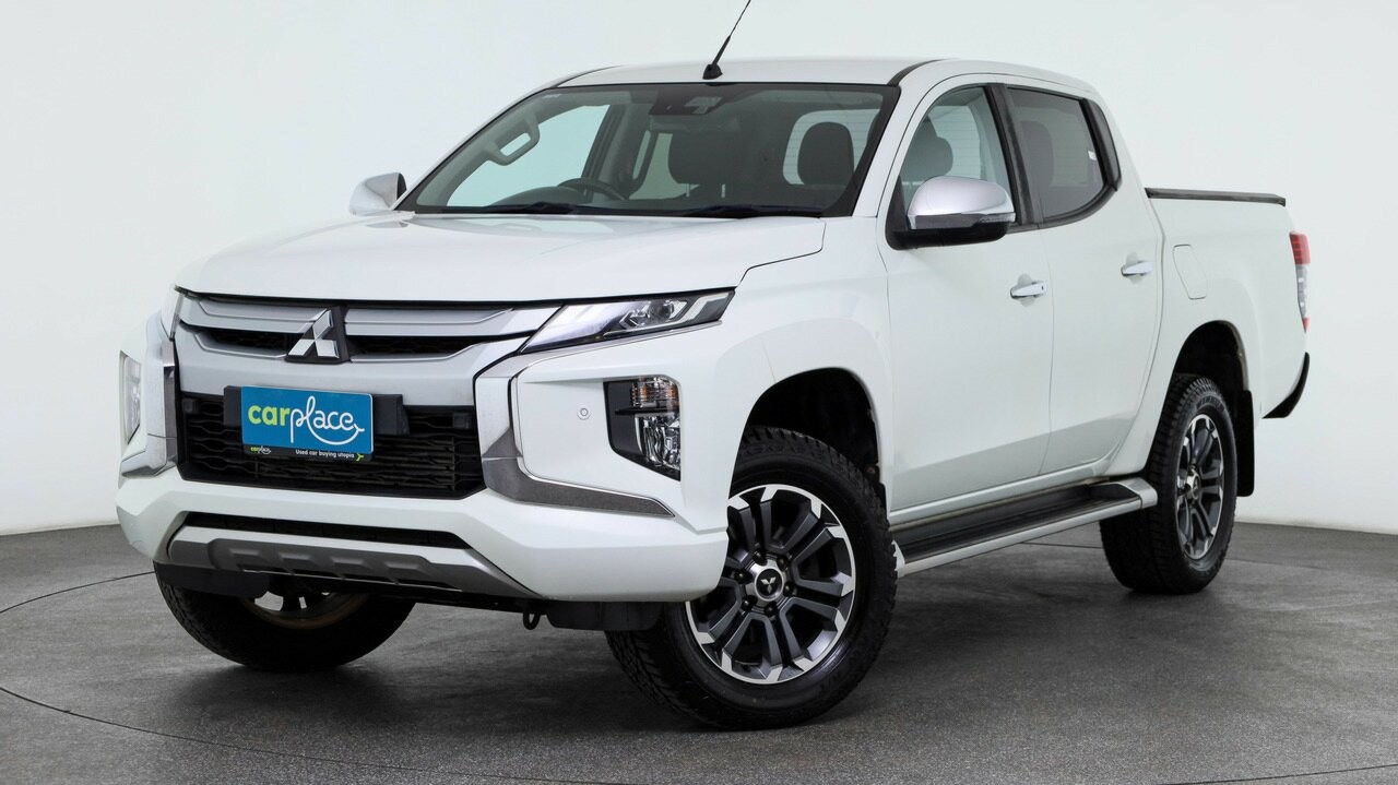 Mitsubishi Triton image 1