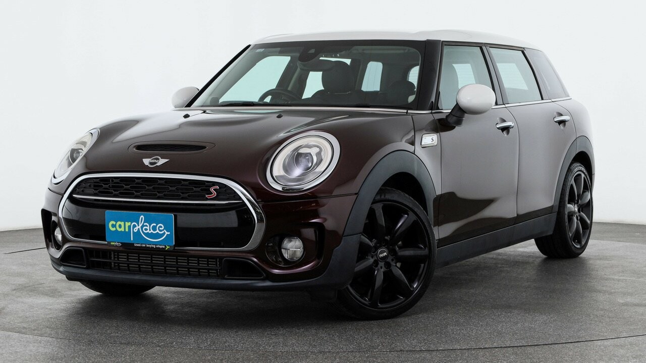 Mini Clubman image 1