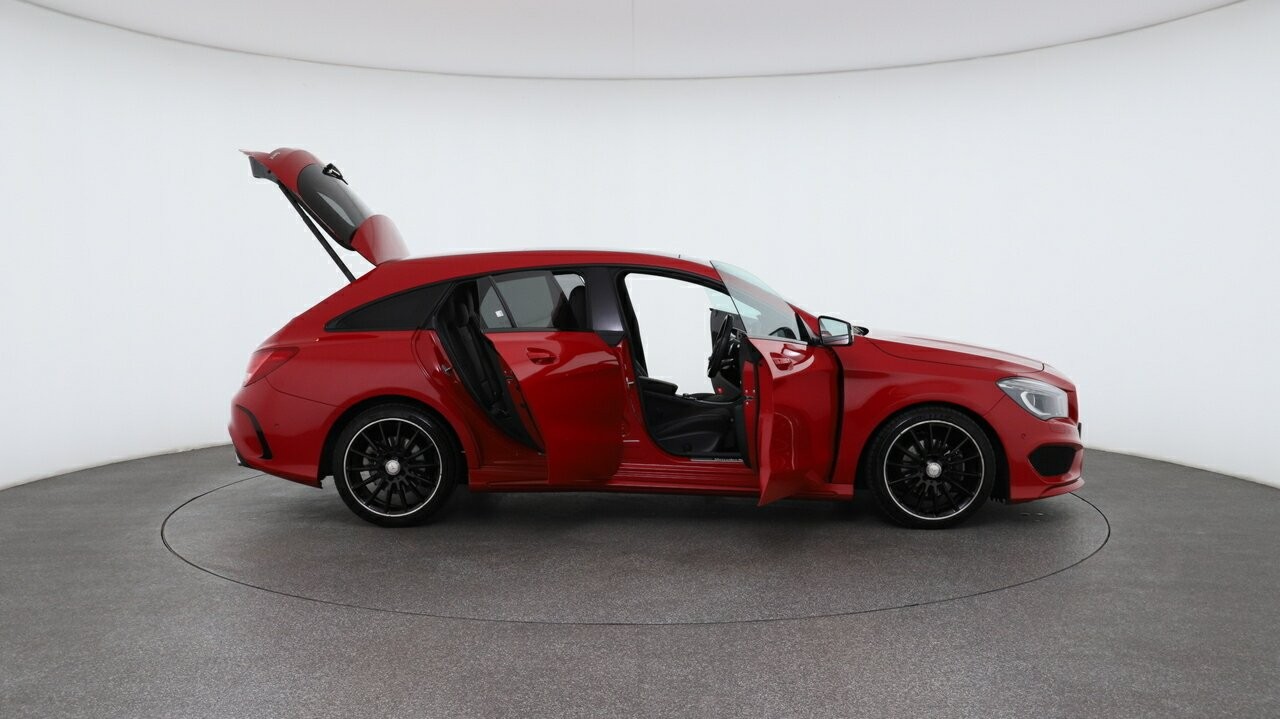 Mercedes Benz Cla-class image 4