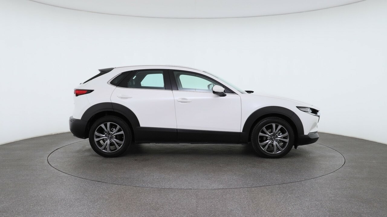 Mazda Cx-30 image 3