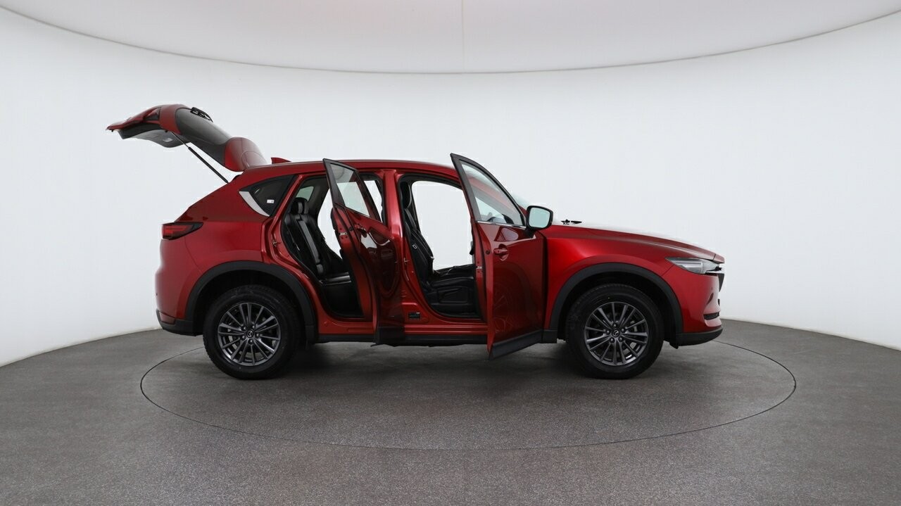 Mazda Cx-5 image 4