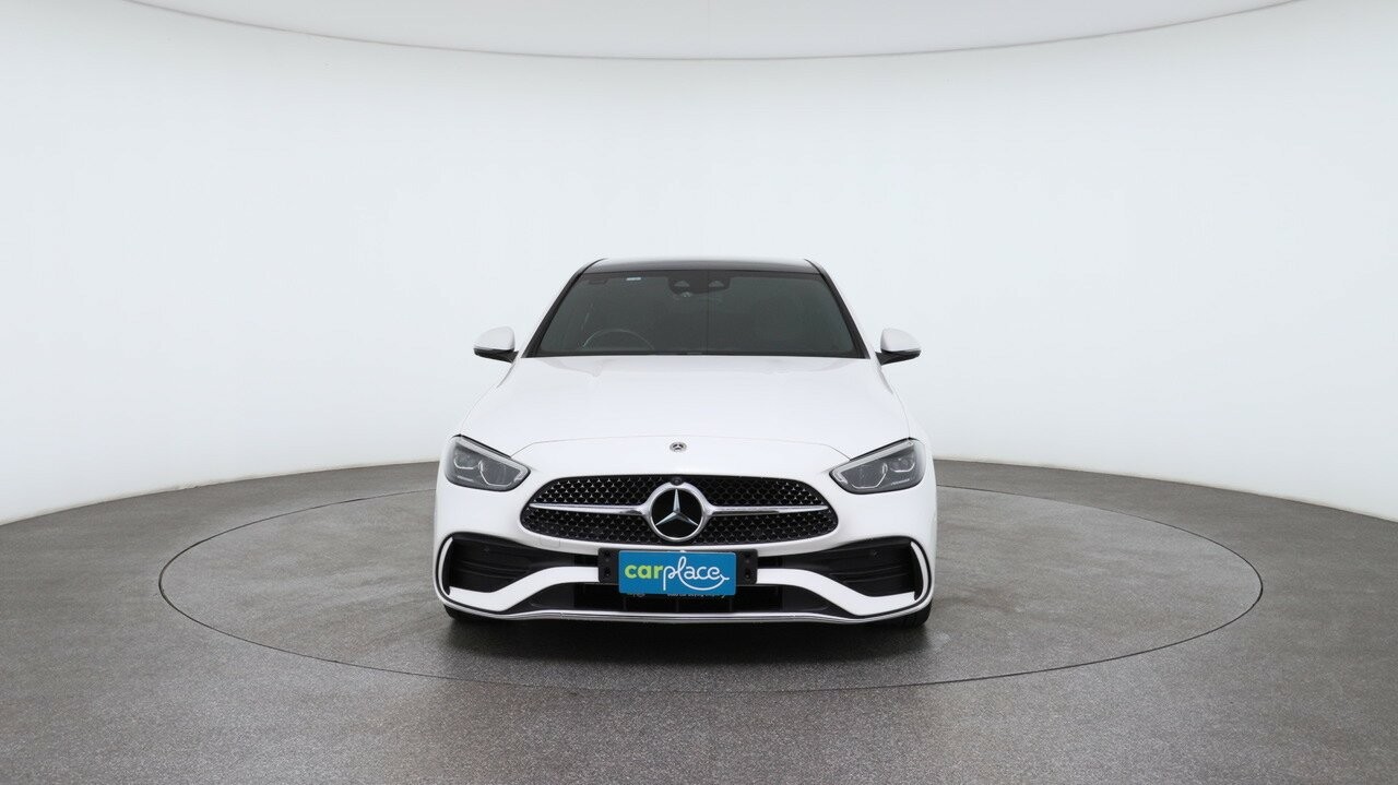 Mercedes Benz C-class image 2