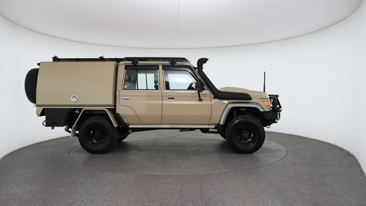 Toyota Landcruiser image 3