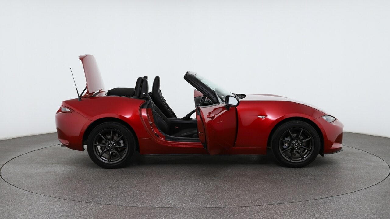 Mazda Mx-5 image 4