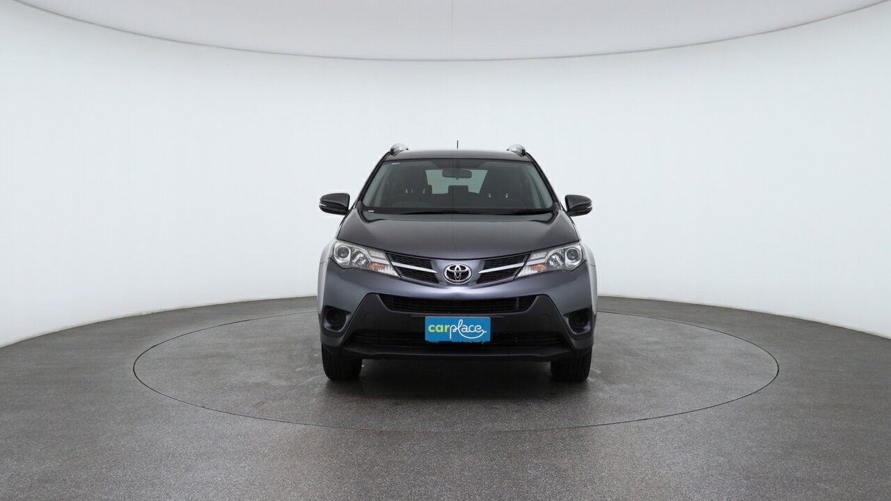 Toyota Rav4 image 2