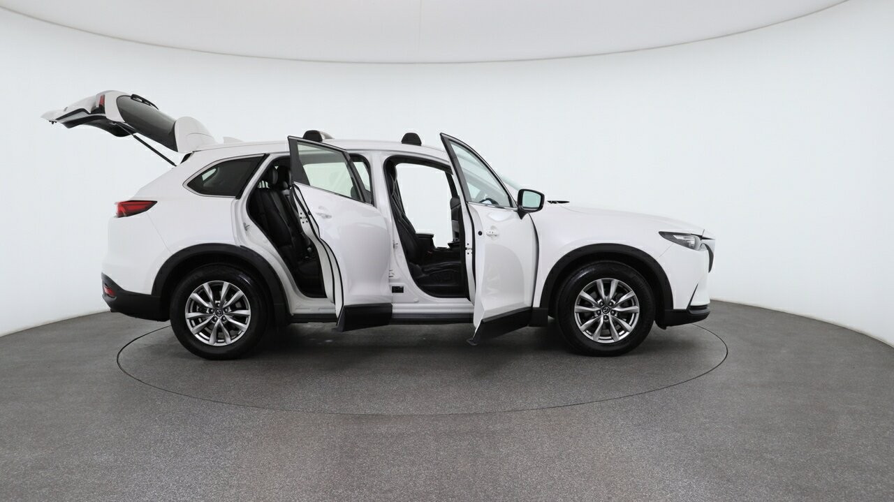 Mazda Cx-9 image 4