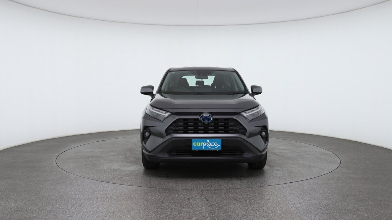 Toyota Rav4 image 2