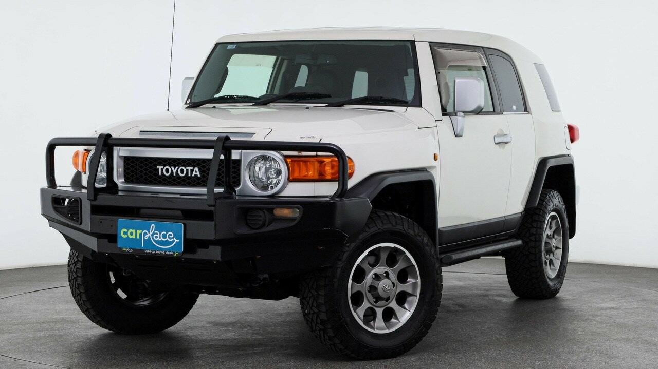 Toyota Fj Cruiser image 1
