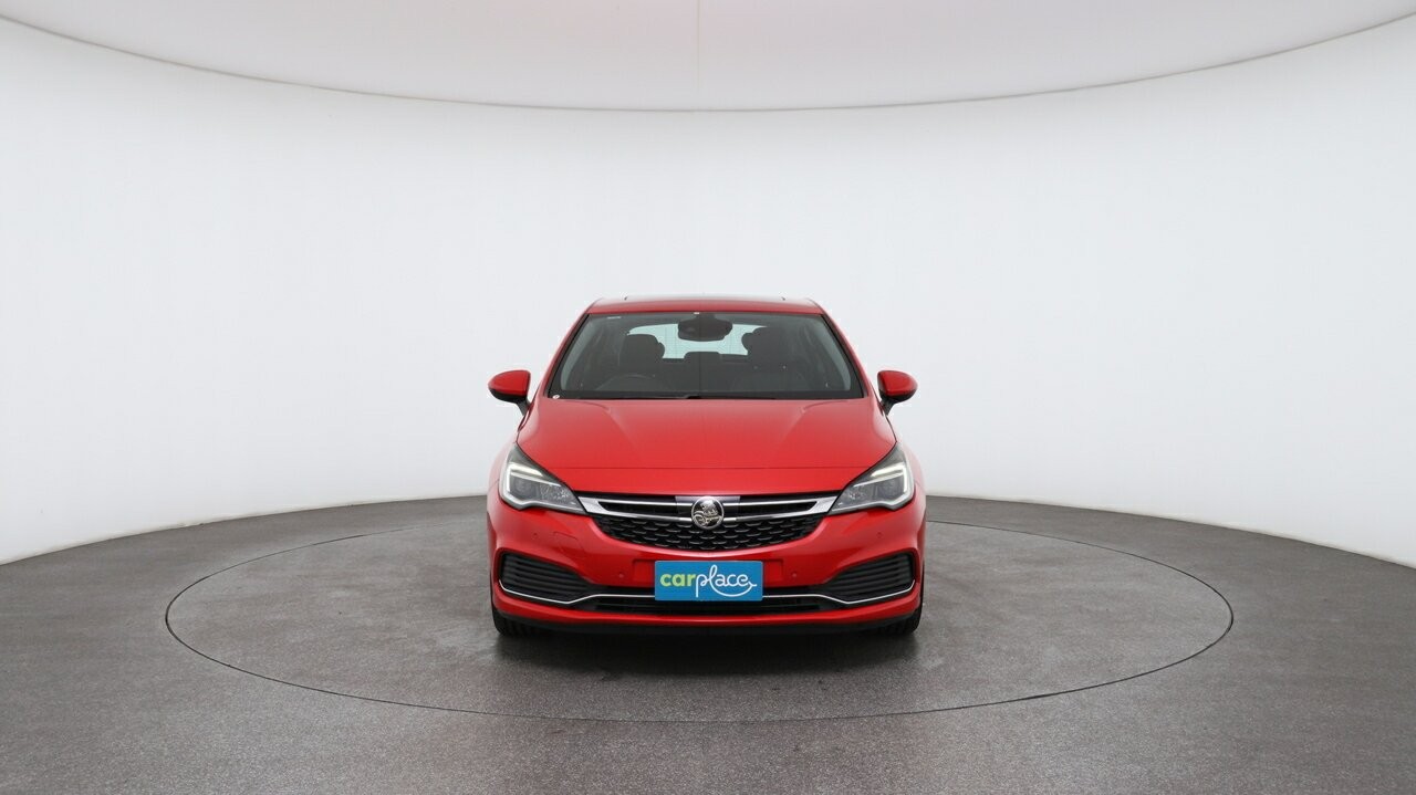Holden Astra image 2