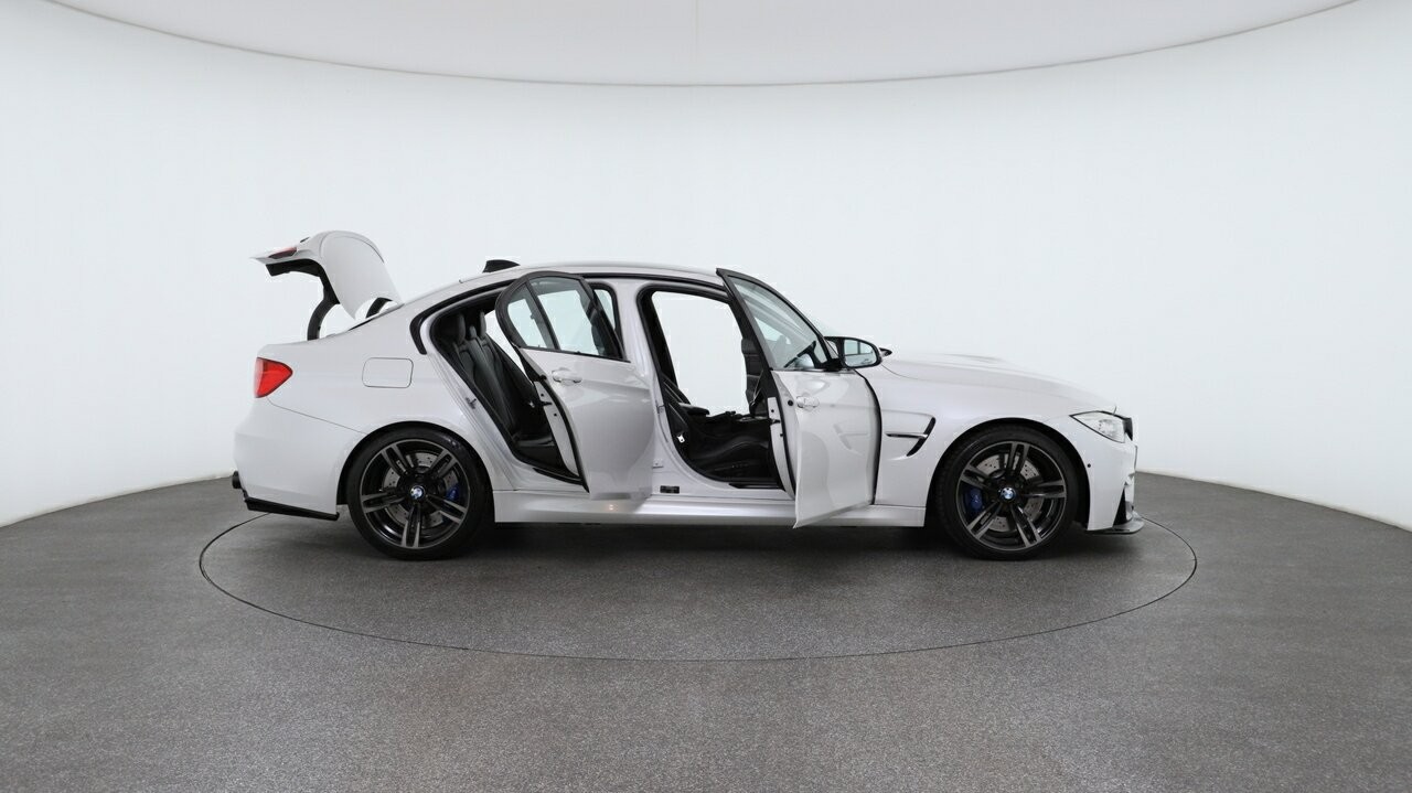 BMW M3 image 4