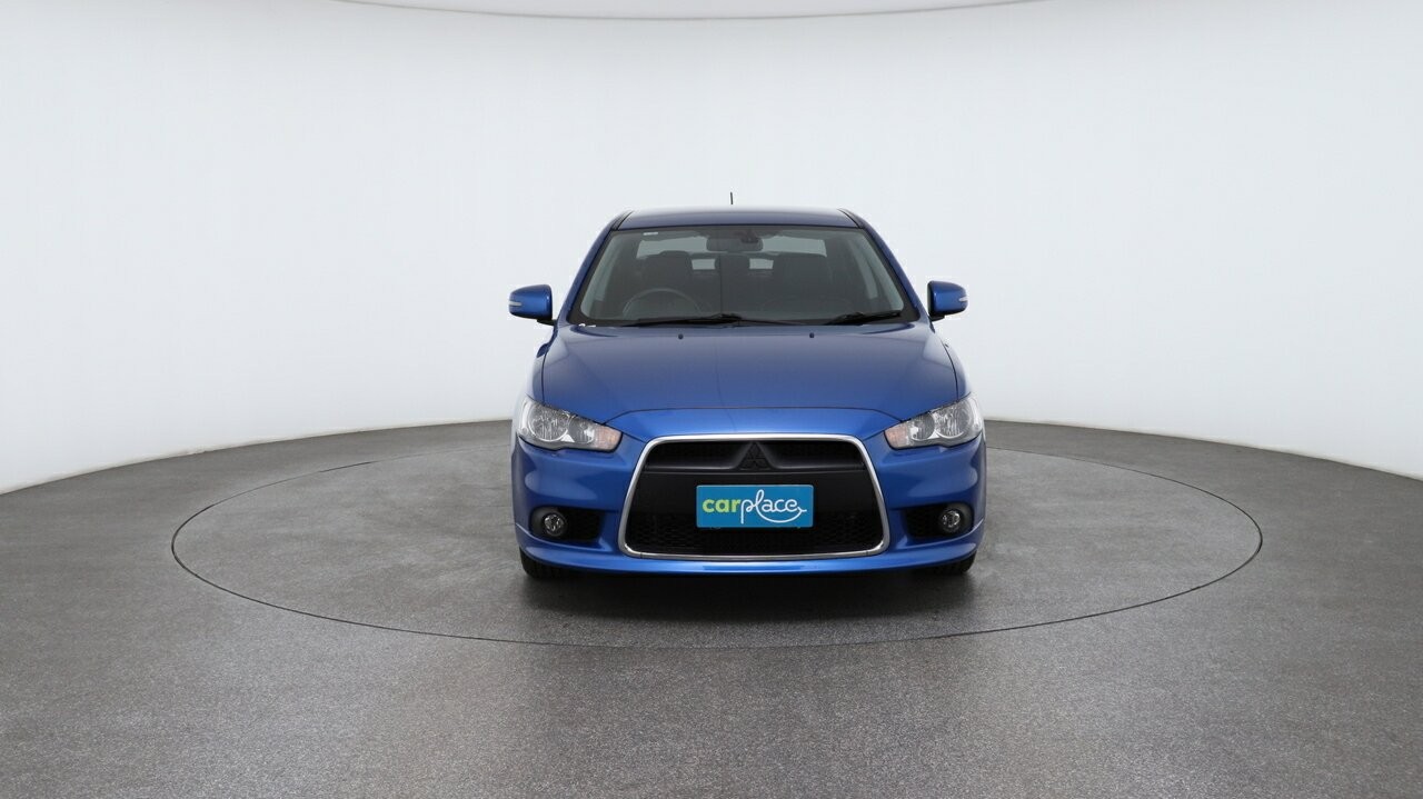 Mitsubishi Lancer image 2