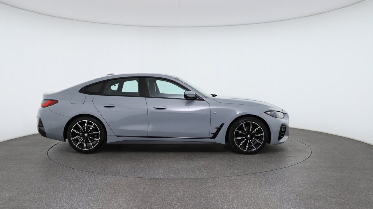 BMW 4 Series image 3