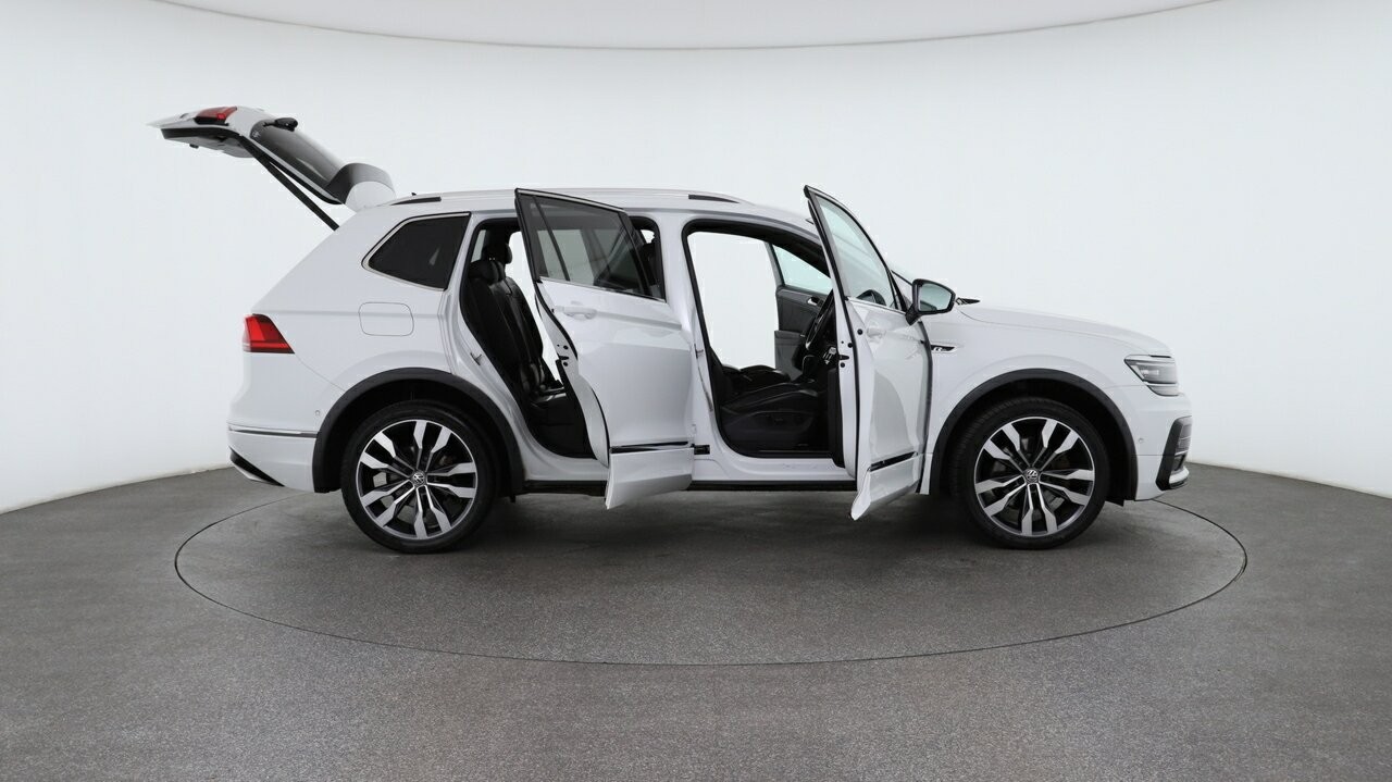 Volkswagen Tiguan image 4