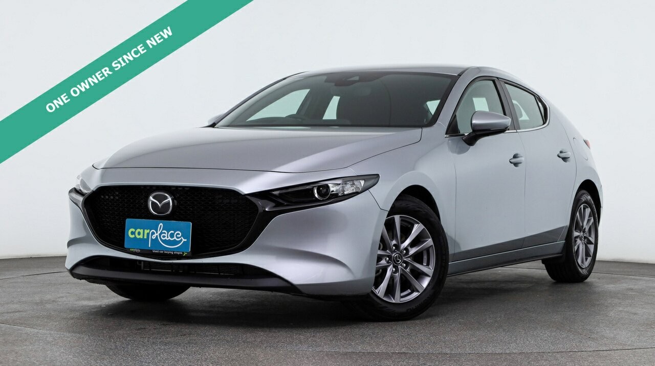 Mazda 3 image 1