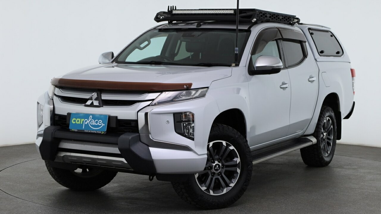 Mitsubishi Triton image 1