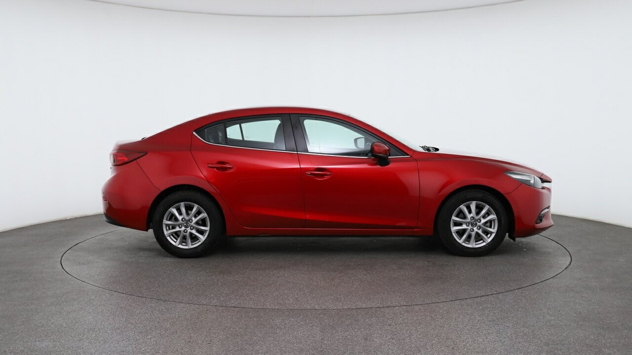 Mazda 3 image 3