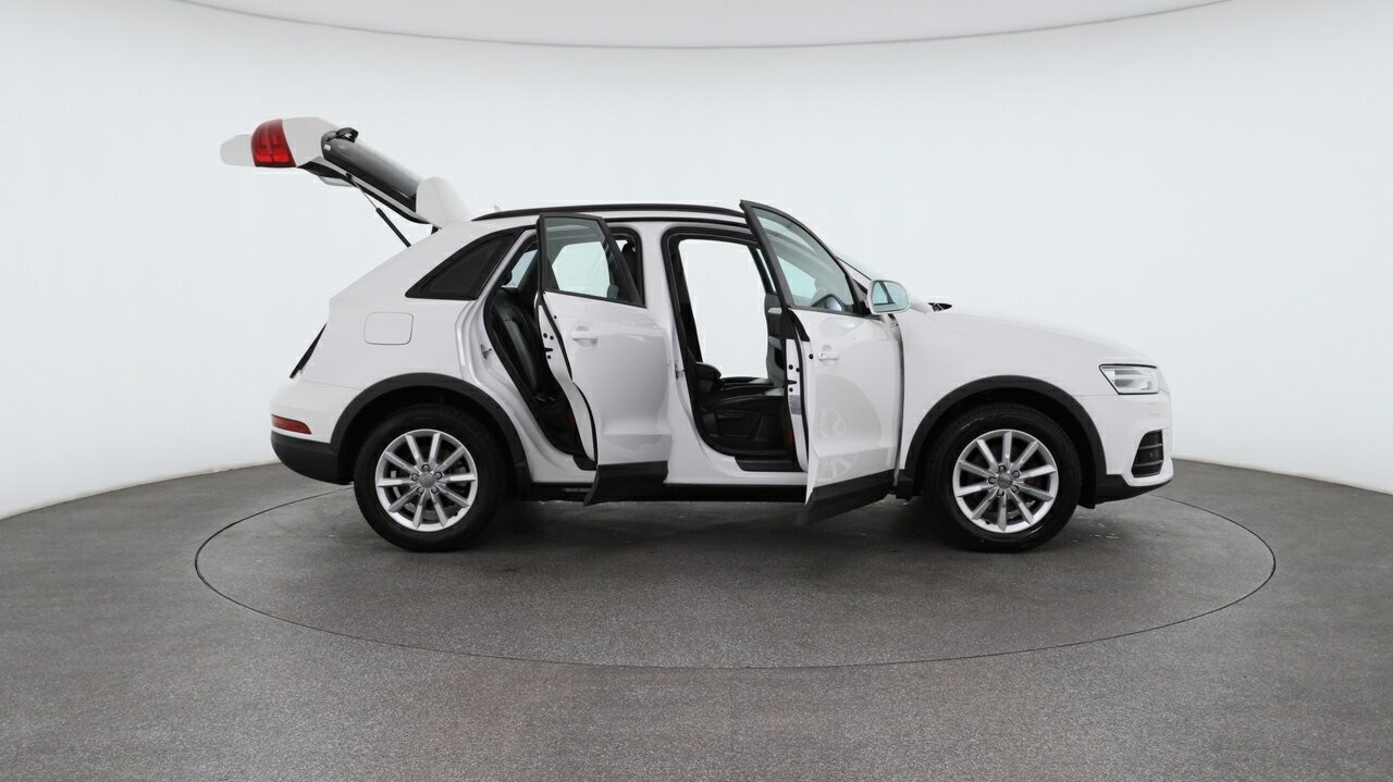 Audi Q3 image 4