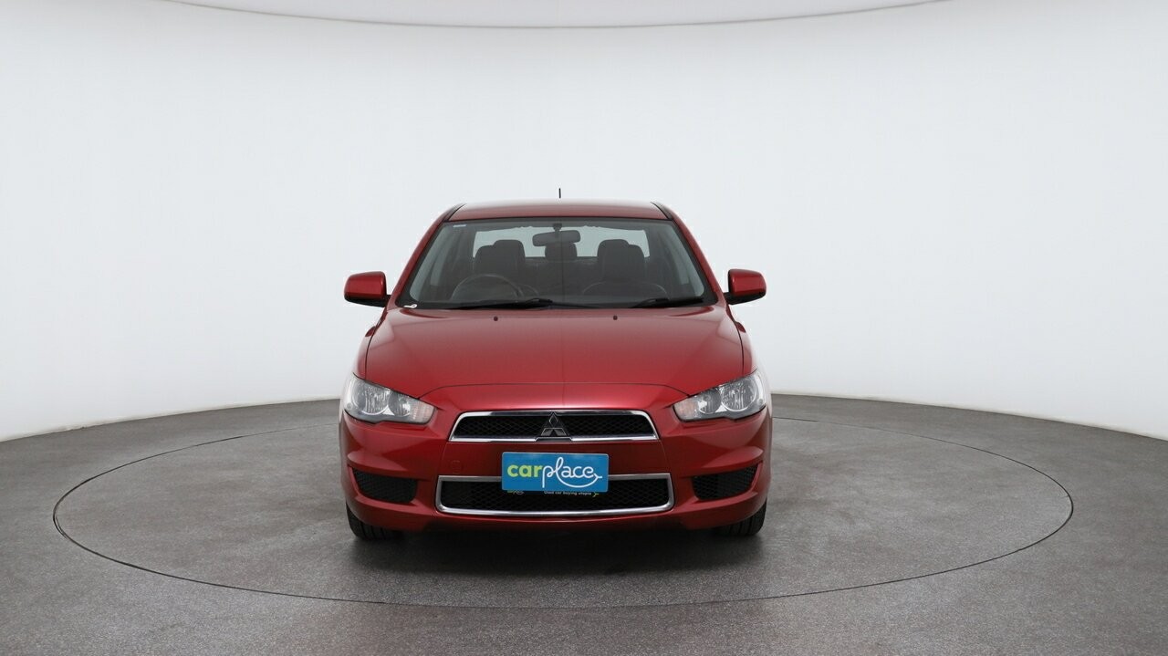 Mitsubishi Lancer image 2