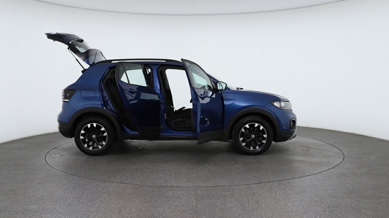 Volkswagen T-cross image 4